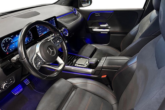 Mercedes-Benz B250 9 of 24