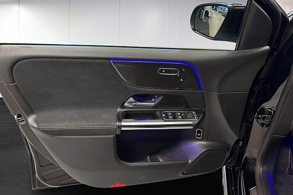 Mercedes-Benz B250 13 of 24