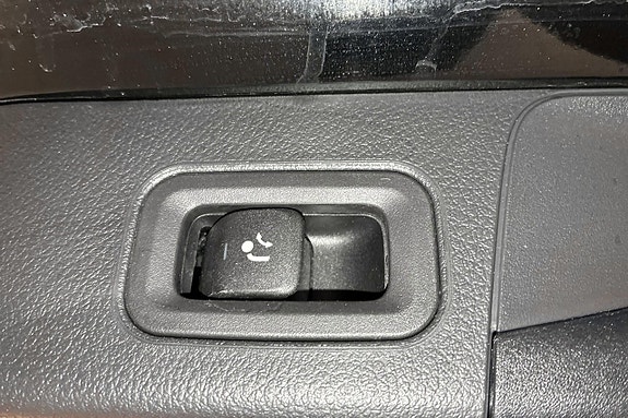 Mercedes-Benz B250 23 of 24