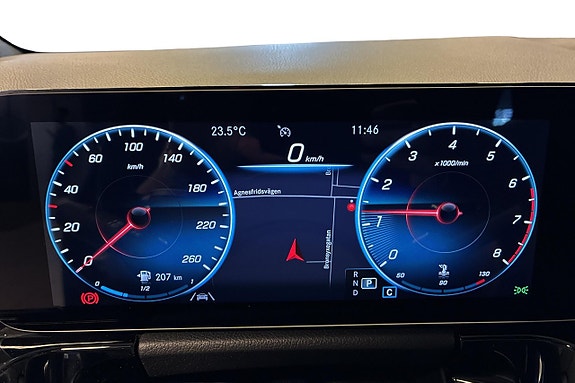 Mercedes-Benz B250 22 of 24