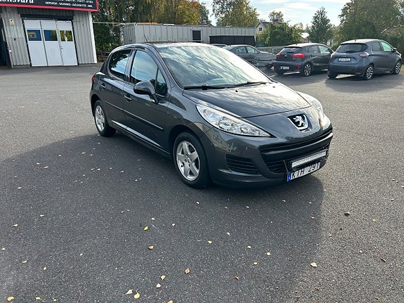 Peugeot 207 3 of 19