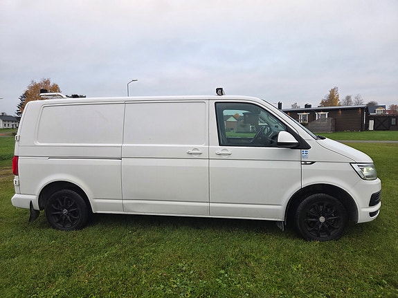 Volkswagen Transporter 4 of 8