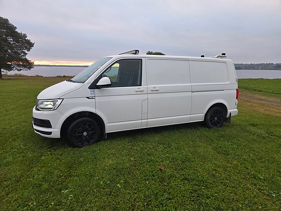Volkswagen Transporter 7 of 8