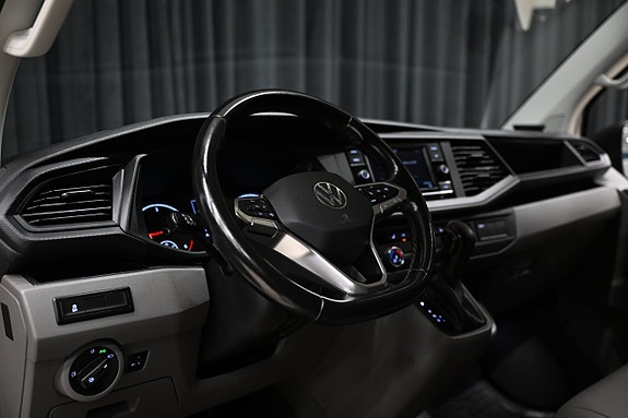 Volkswagen Transporter 15 of 28