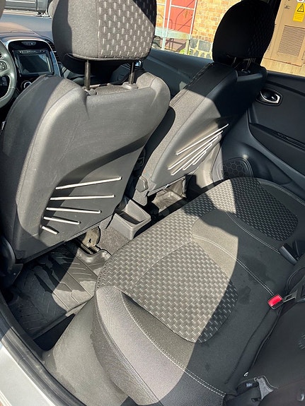 Renault Captur 5 of 11