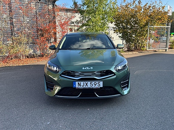 Kia Ceed 2 of 20