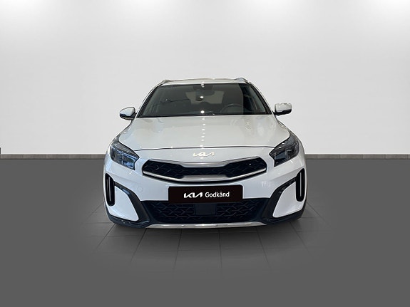 Kia XCeed 2 of 14