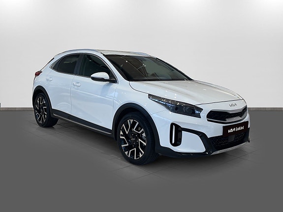 Kia XCeed 3 of 14