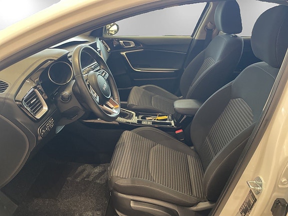 Kia XCeed 8 of 14