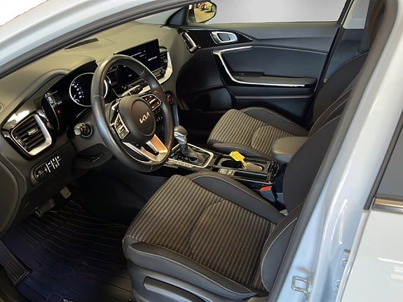 Kia XCeed 8 of 14