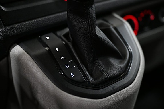 Volkswagen Transporter 24 of 30