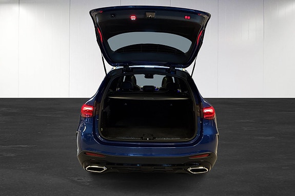 Mercedes-Benz GLC300 d 24 of 24