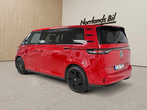 Volkswagen ID. Buzz 3 of 14