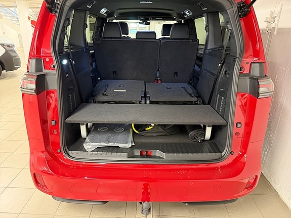 Volkswagen ID. Buzz 8 of 14