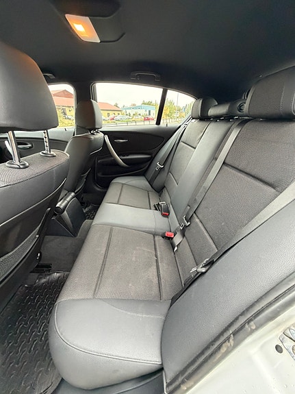 BMW 120i 9 of 9