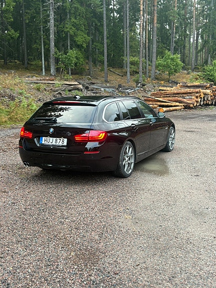 BMW 520d 2 of 14