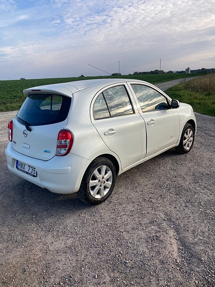 Nissan Micra 2 of 5