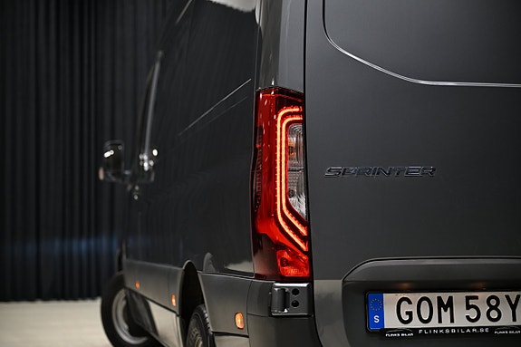 Mercedes-Benz Sprinter 317 11 of 29
