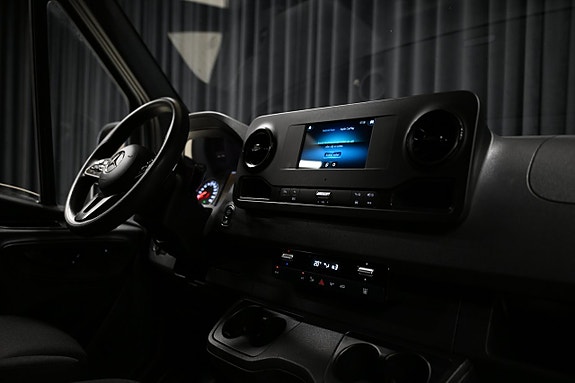 Mercedes-Benz Sprinter 317 27 of 29