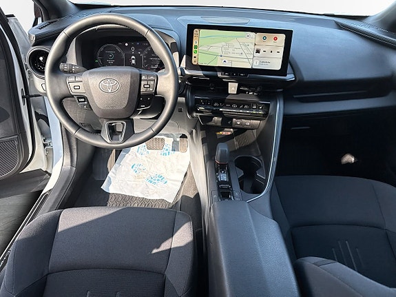 Toyota C-HR 8 of 25