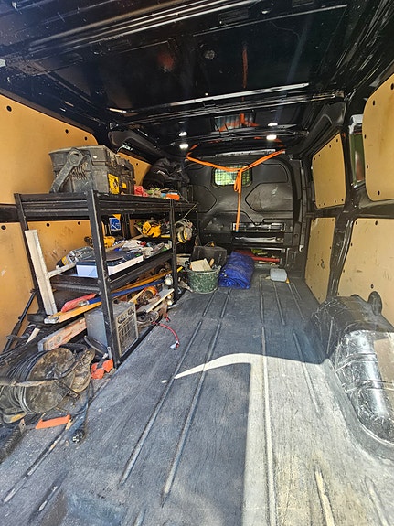 Ford Transit Custom 17 of 19