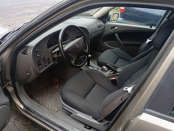 Saab 9-5 5 of 6