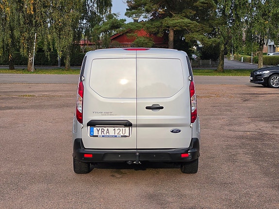 Ford Transit Connect 6 of 18