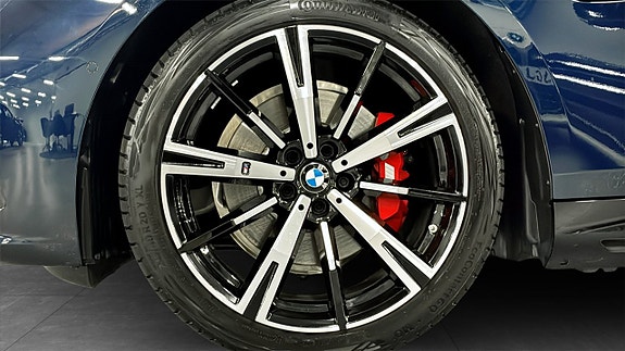 BMW 530e 9 of 13
