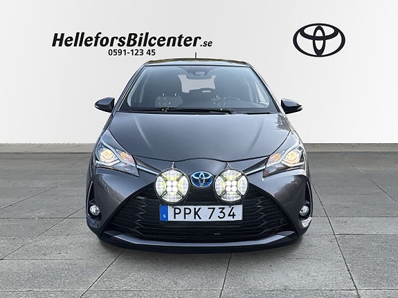 Toyota Yaris 5 of 20