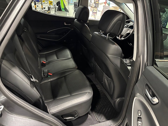 Hyundai Santa Fe 5 of 7