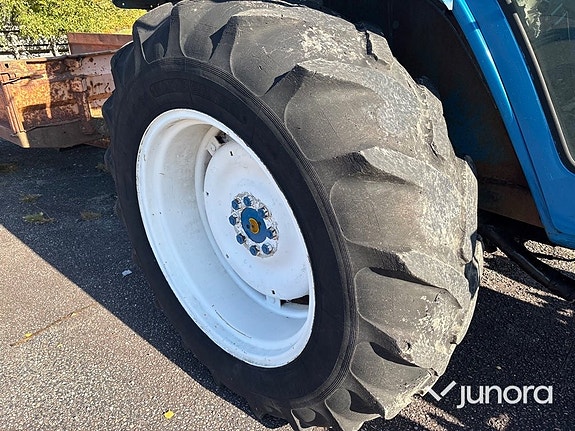 Traktor Ford 5600 DP med tippvagn 13 of 30