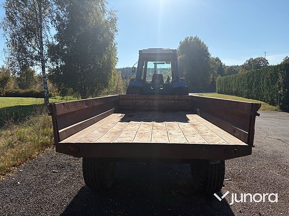 Traktor Ford 5600 DP med tippvagn 8 of 30