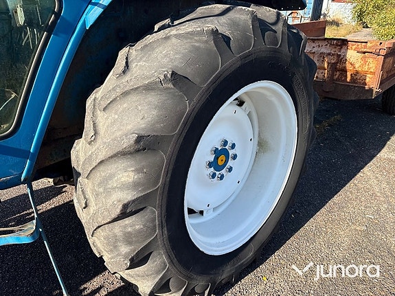 Traktor Ford 5600 DP med tippvagn 10 of 30