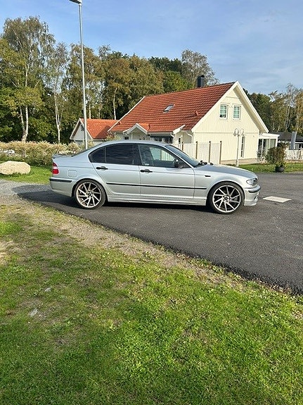 BMW 316i 2 of 7