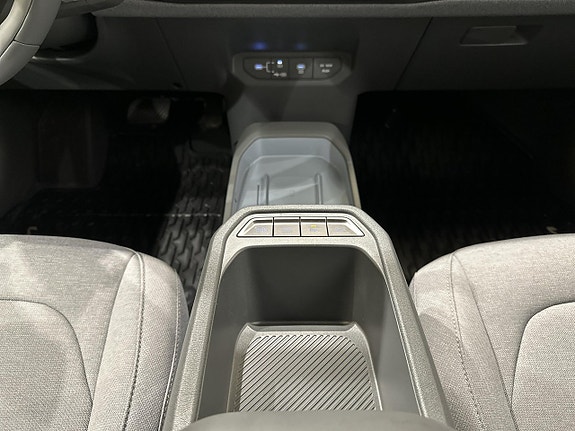 Kia EV3 12 of 17