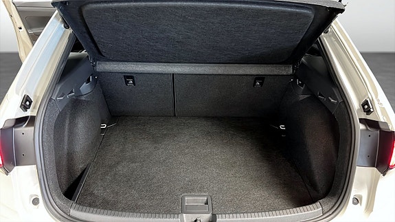 Volkswagen Taigo 12 of 12