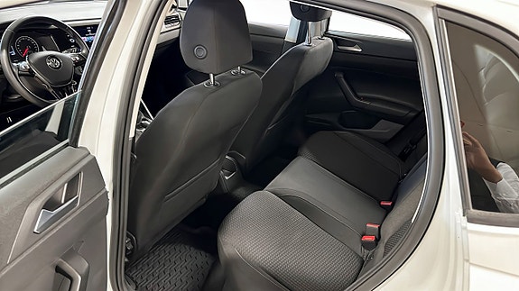 Volkswagen Polo 11 of 12