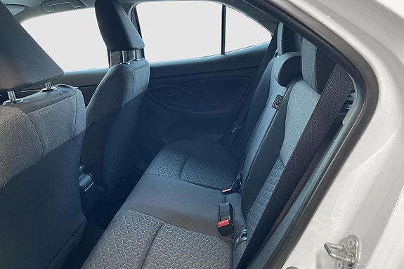 Toyota Yaris Cross 9 of 13