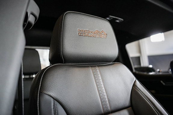 Chevrolet Silverado EV 24 of 30