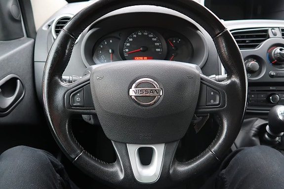 Nissan NV250 10 of 16