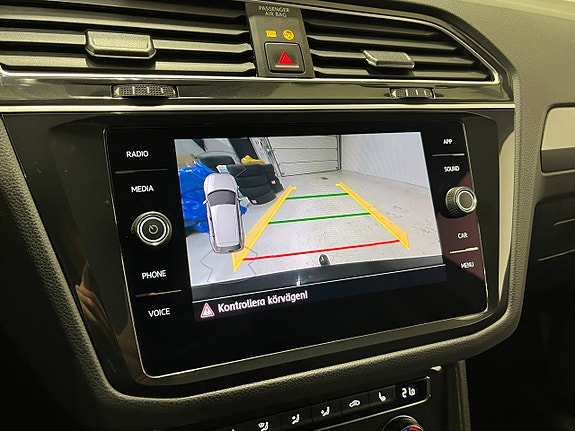 Volkswagen Tiguan 23 of 23