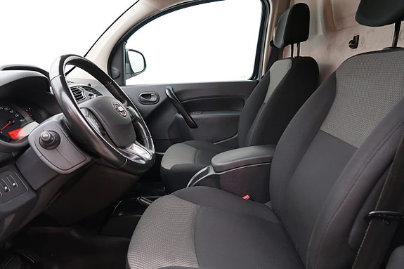 Nissan NV250 7 of 14