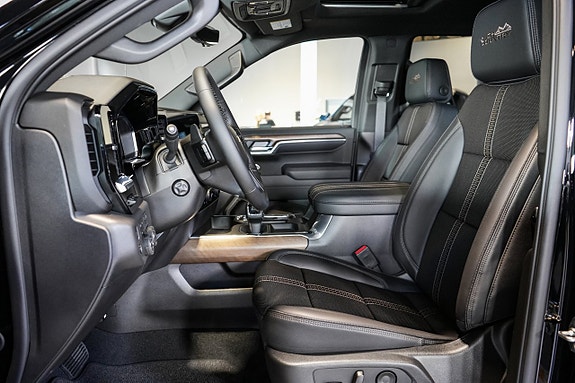 Chevrolet Silverado EV 19 of 30