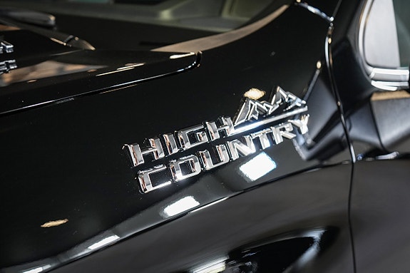 Chevrolet Silverado EV 13 of 30