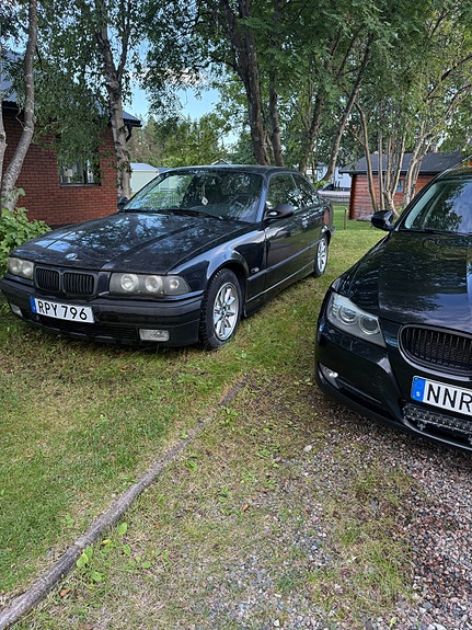 BMW 325i 2 of 4