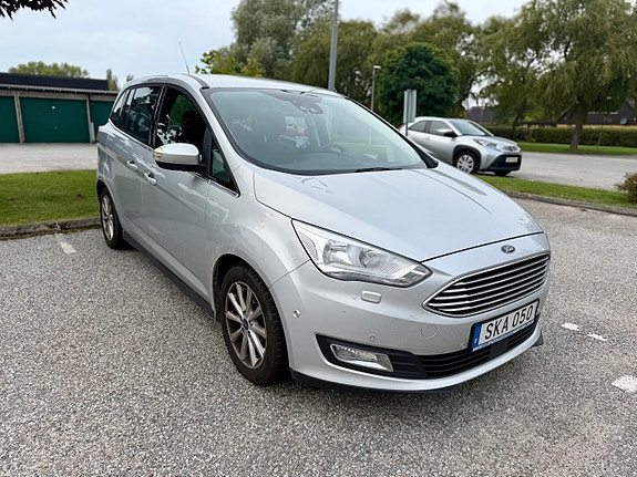 Ford Grand C-MAX 2 of 9