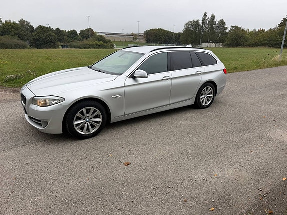 BMW 523i