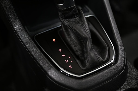 Volkswagen Caddy 28 of 30