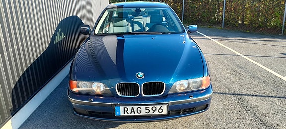 BMW 520i 16 of 22