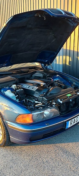 BMW 520i 15 of 22